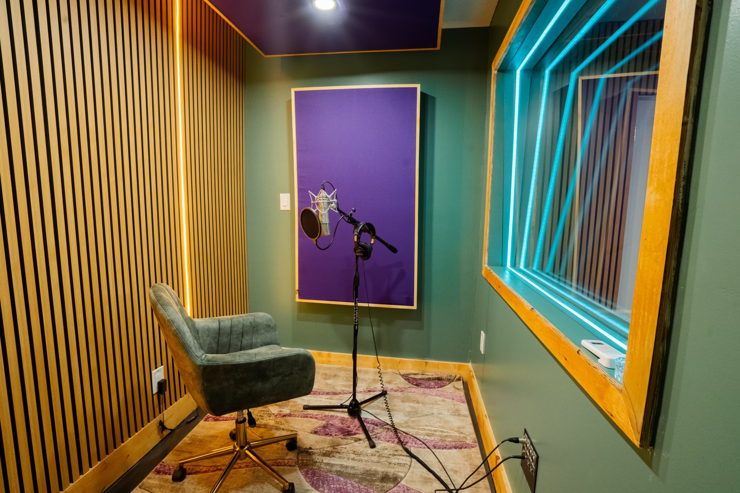 Iris Room